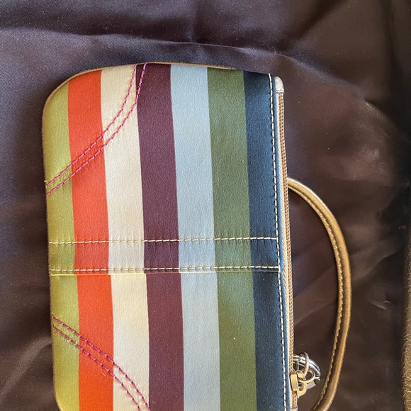 Coach purse - Picture 5 of 7